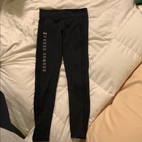 Under Armour Pants - Black Under Armour Leggings ✨🖤